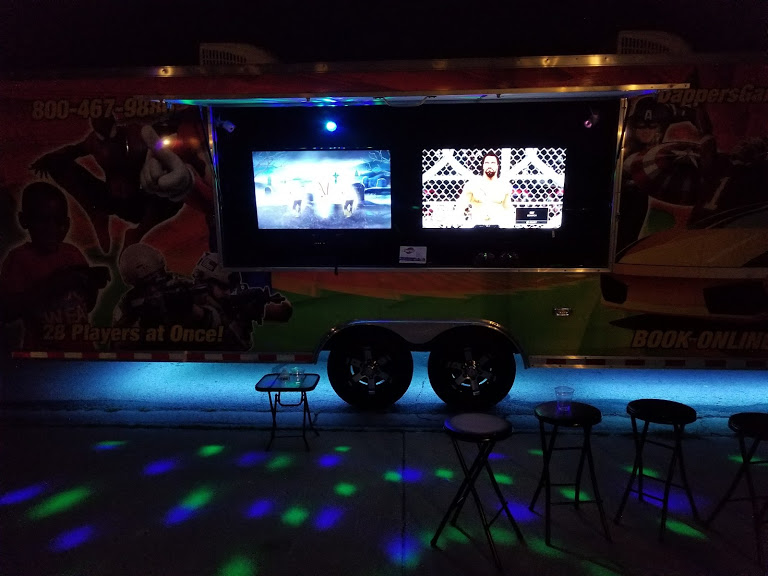 Video game truck, game van, game trailer in Chicago